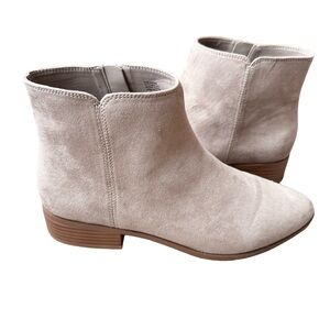 New J. Crew Sueded Flat Ankle Boots Grey 10